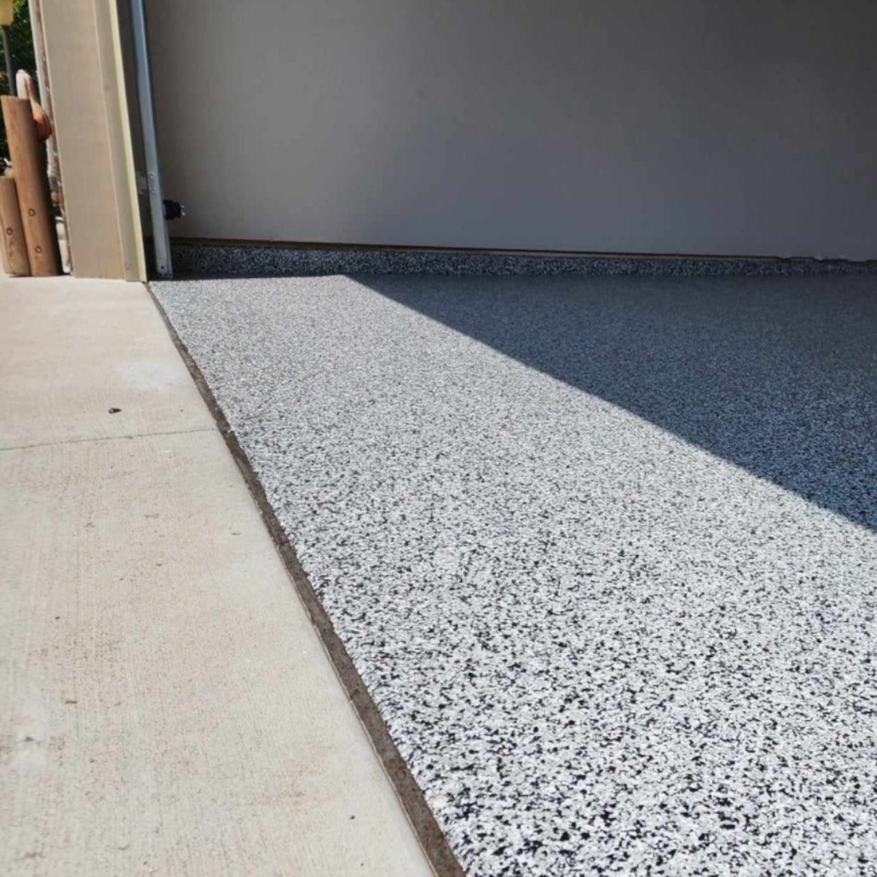 Patio and outdoor epoxy coating Missouri